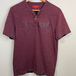 Guess Women's Burgundy Henley Short Sleeve T-shirt Size Large‎